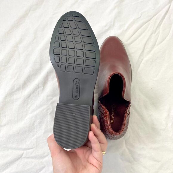 Baretraps Avril Ankle Boot  Western Burgundy Red Croc Studded Booties US 8 NEW - Picture 6 of 8